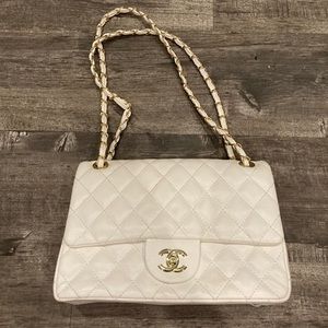 Chanel purse